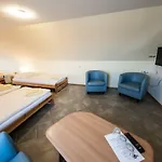 Eden Gæstehus 4*