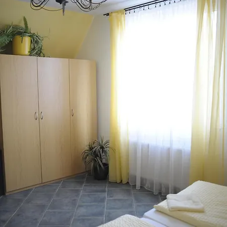 Guest house Eden